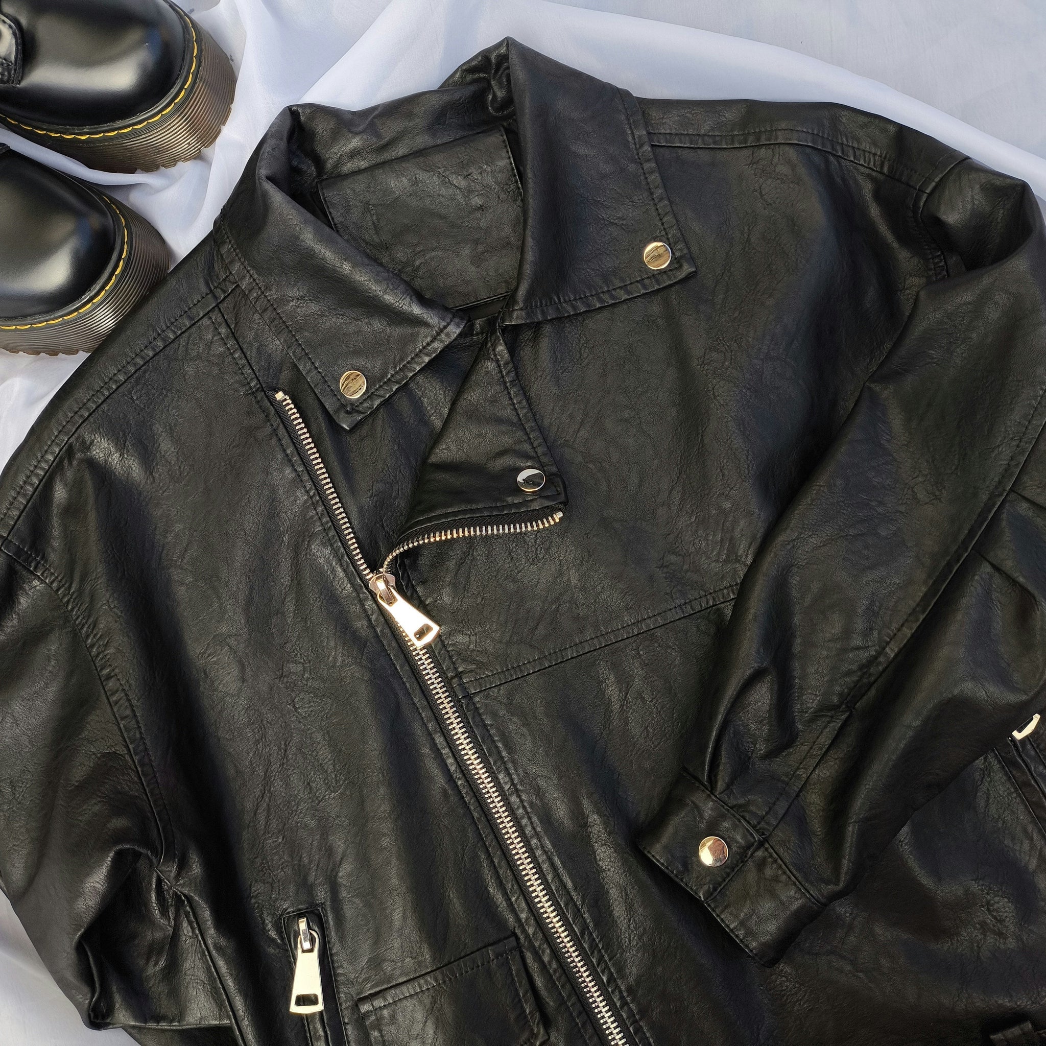Black Leather Jackets: The Complete Guide for Men & Women